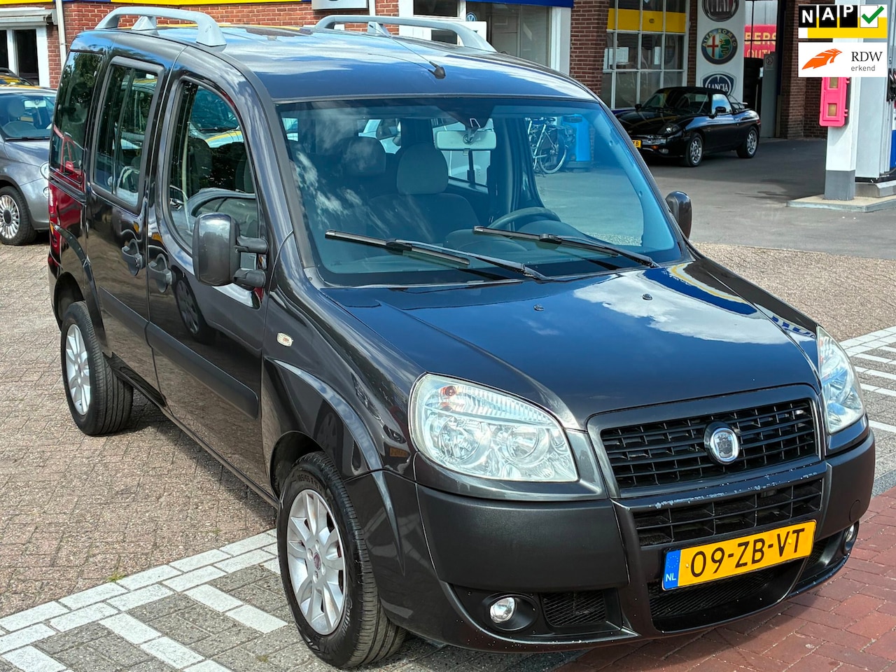 Fiat Doblò - 1.4 Family/ trekhaak/ l.m. velgen - AutoWereld.nl