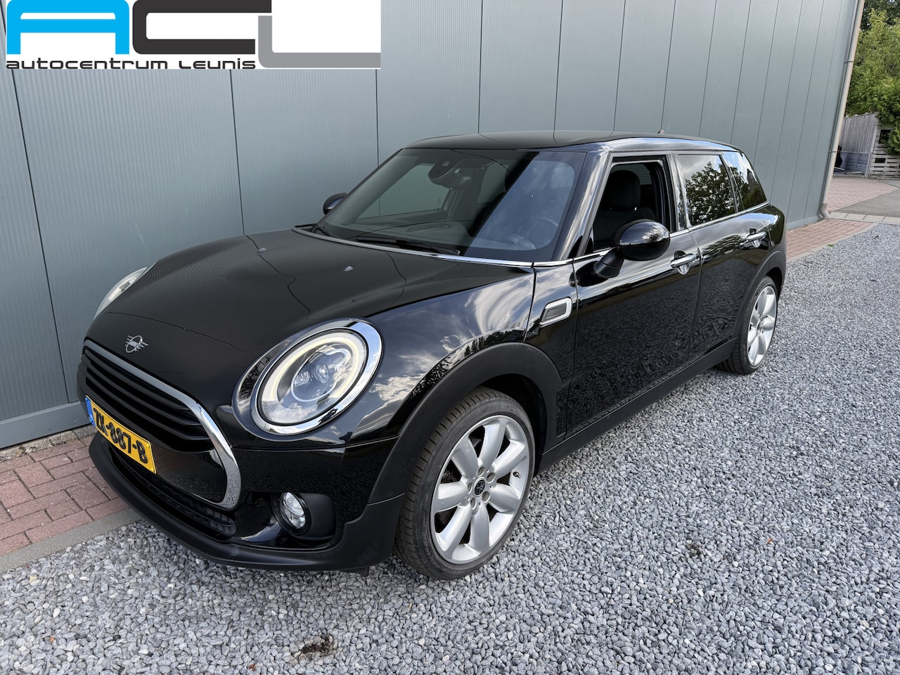 MINI Clubman - 1.5 Cooper Business Edition 6-drs - AutoWereld.nl