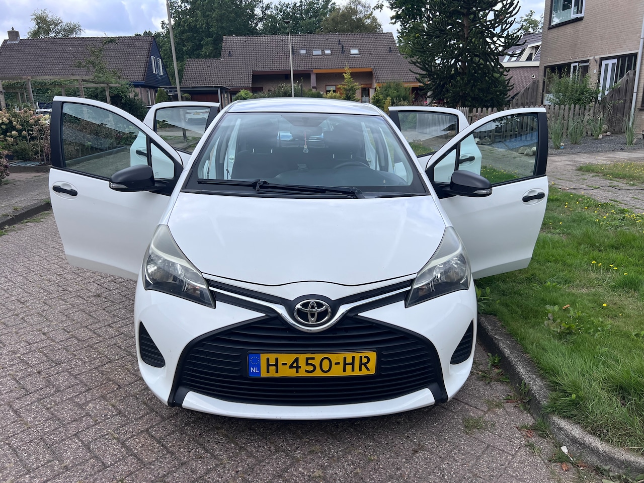Toyota Yaris - 1.0 VVT-i Trend - AutoWereld.nl