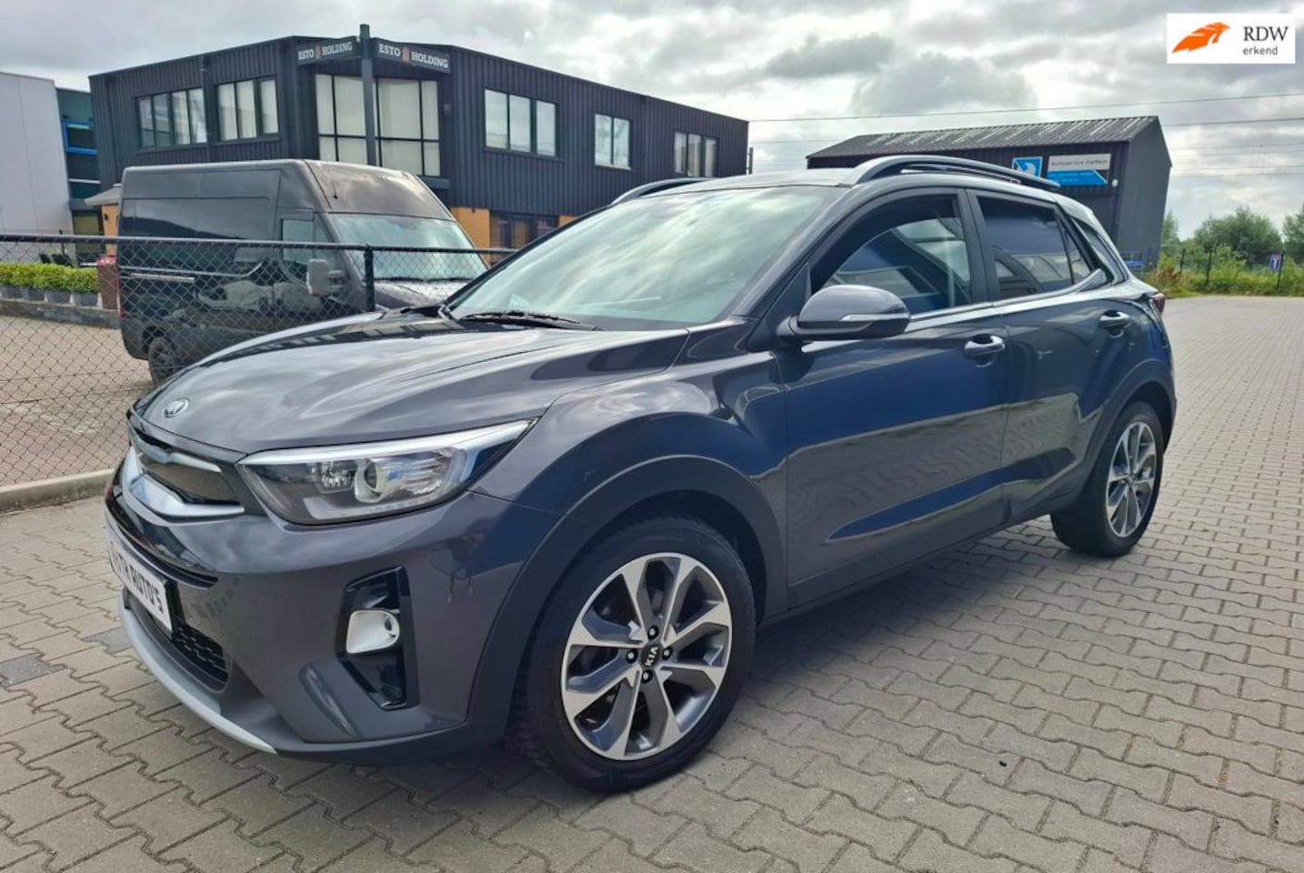 Kia Stonic - 1.0 T-GDi DynamicLine automaat / Apple care/ navi/cruise control/airco - AutoWereld.nl