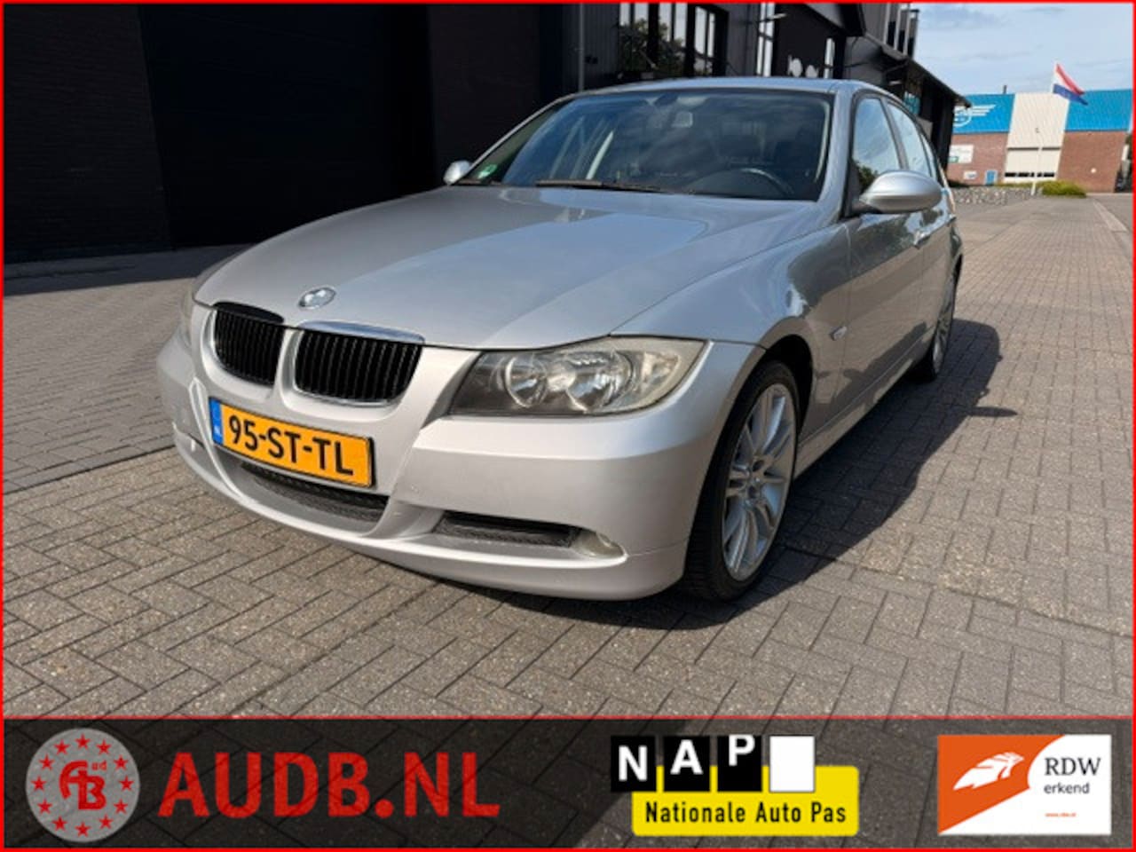 BMW 3-serie - 318i| AUTOMAAT|18 INCH|CRUISE CONTROL| AIRCO| - AutoWereld.nl
