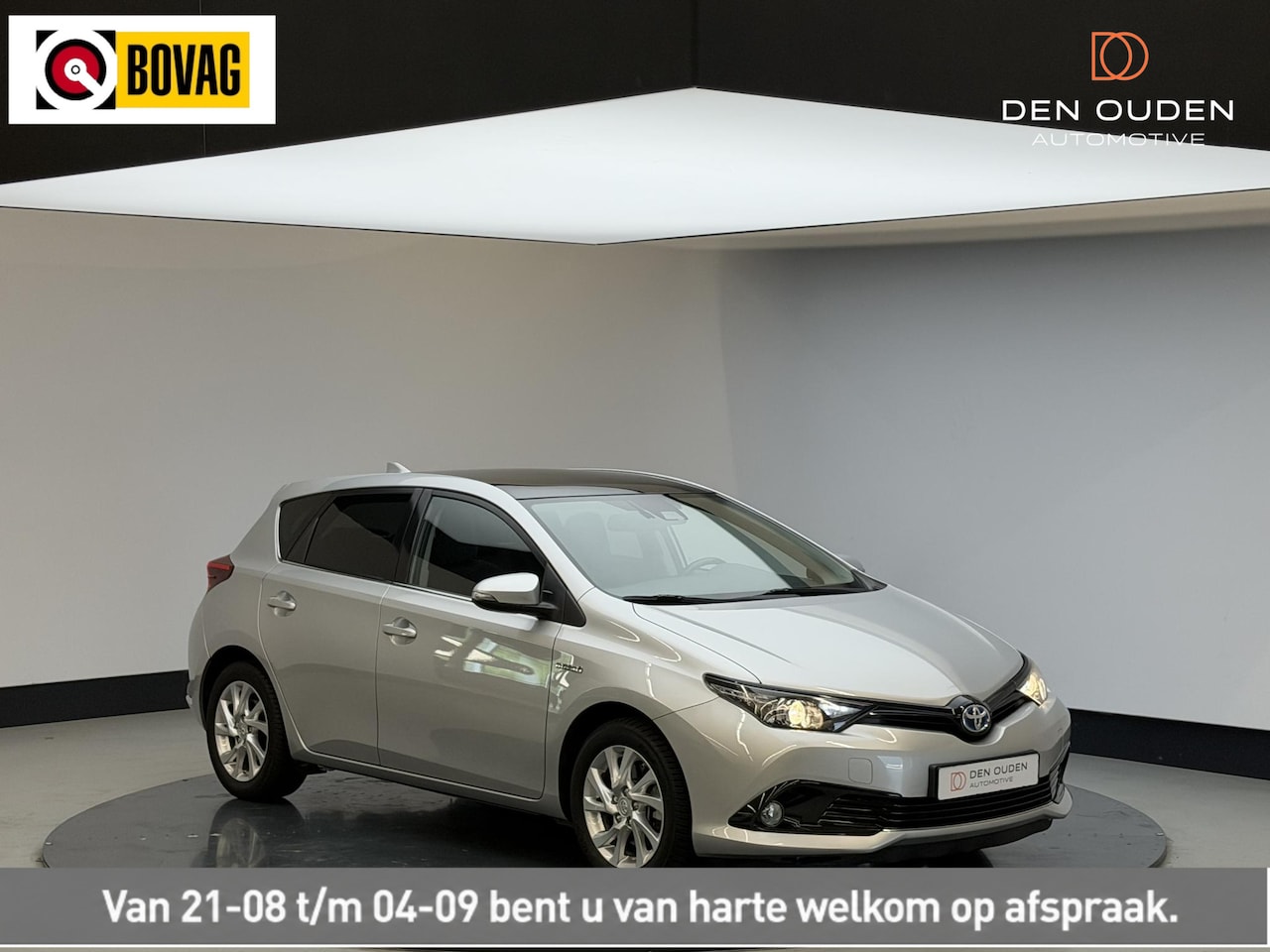 Toyota Auris - 1.8 Hybrid Dynamic | Cam achter | Lm  op All weather | Dealer onderhouden | NL auto - AutoWereld.nl