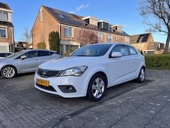 Kia Pro cee'd - 1.4 CVVT Seven Cruise Control, Parkeercamera, ECO-stand, Power Bass Systeem