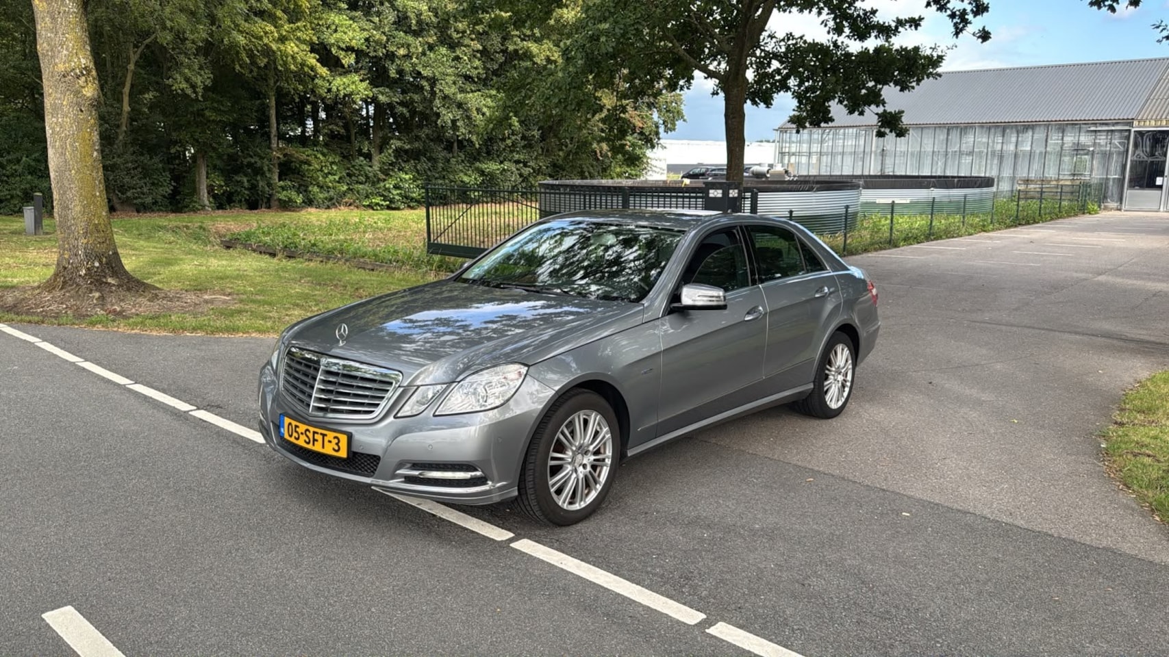 Mercedes-Benz E-klasse - 250 CGI Business Class Elegance 140.000 NAP NW KETTING AUTOMAAT GRIJS 2011 - AutoWereld.nl