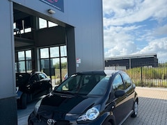 Toyota Aygo - 1.0-12V Now