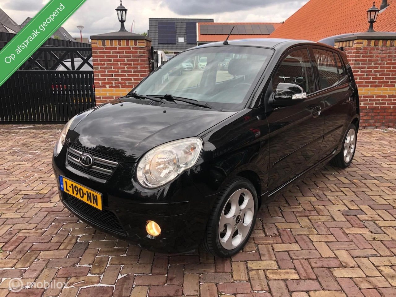 Kia Picanto - 1.1 Airco Stoelverwarming Trekhaak - AutoWereld.nl
