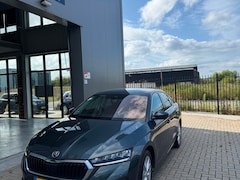 Skoda Octavia - 1.0 e-TSI Business Edition bj 2021, automaat,