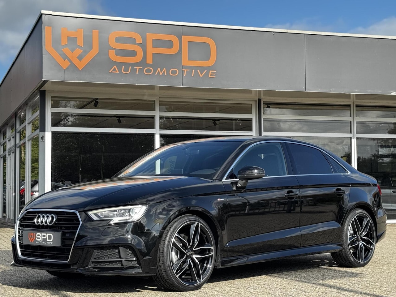 Audi A3 Limousine - 1.0 TFSI 3x S-Line|19"RS|Sfeerve|116PK|PDC - AutoWereld.nl