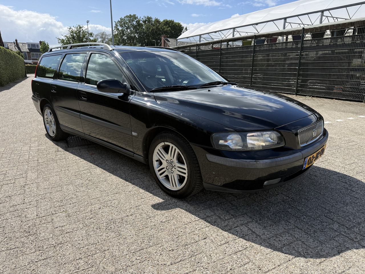Volvo V70 - 2.4 Comfort Line. 7 pers !NL auto ! Prima staat !Met boekjes ! - AutoWereld.nl