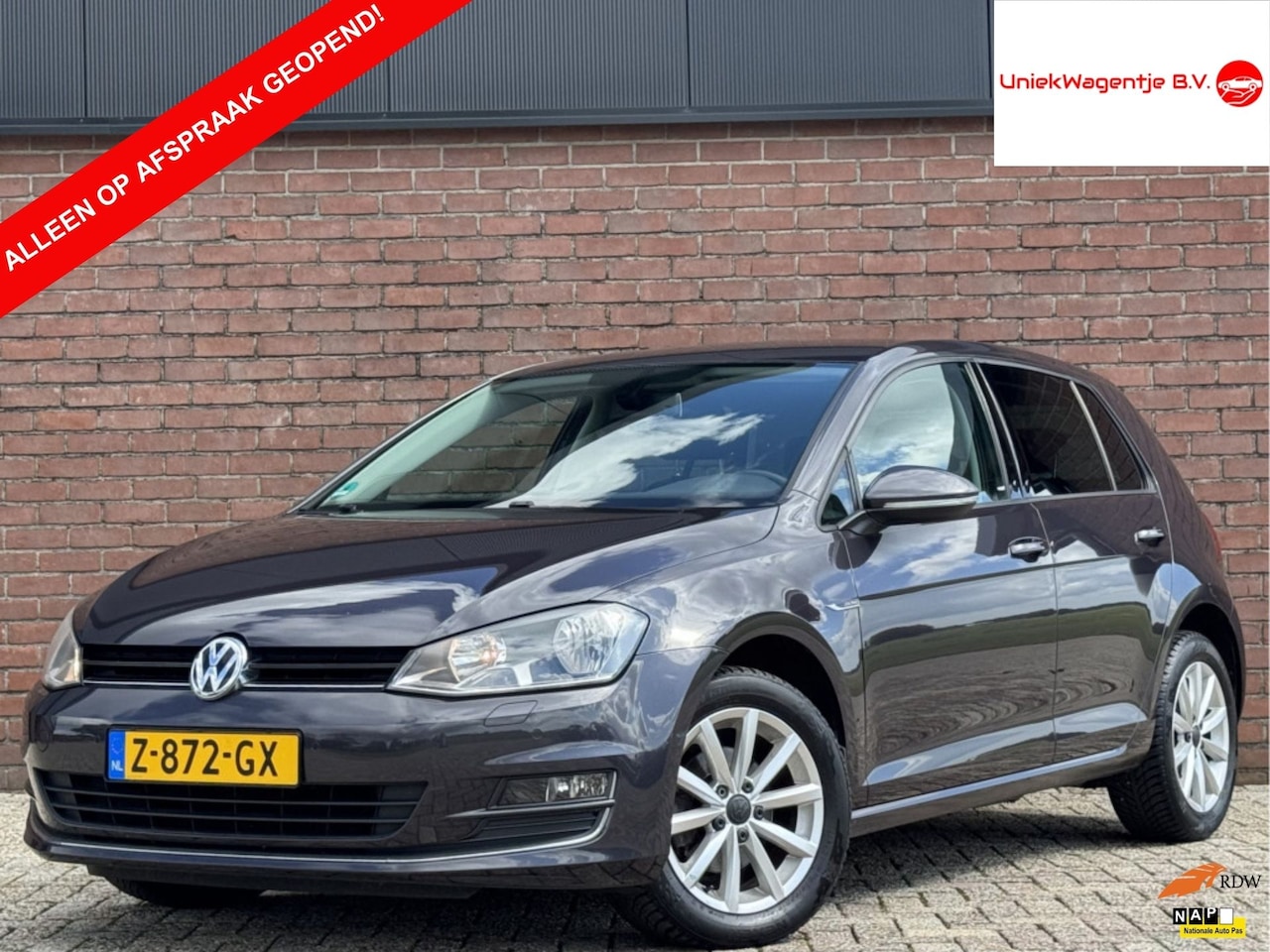 Volkswagen Golf - 1.2 TSI TRENDLINE | NAVI! | CRUISE! | CLIMA! - AutoWereld.nl