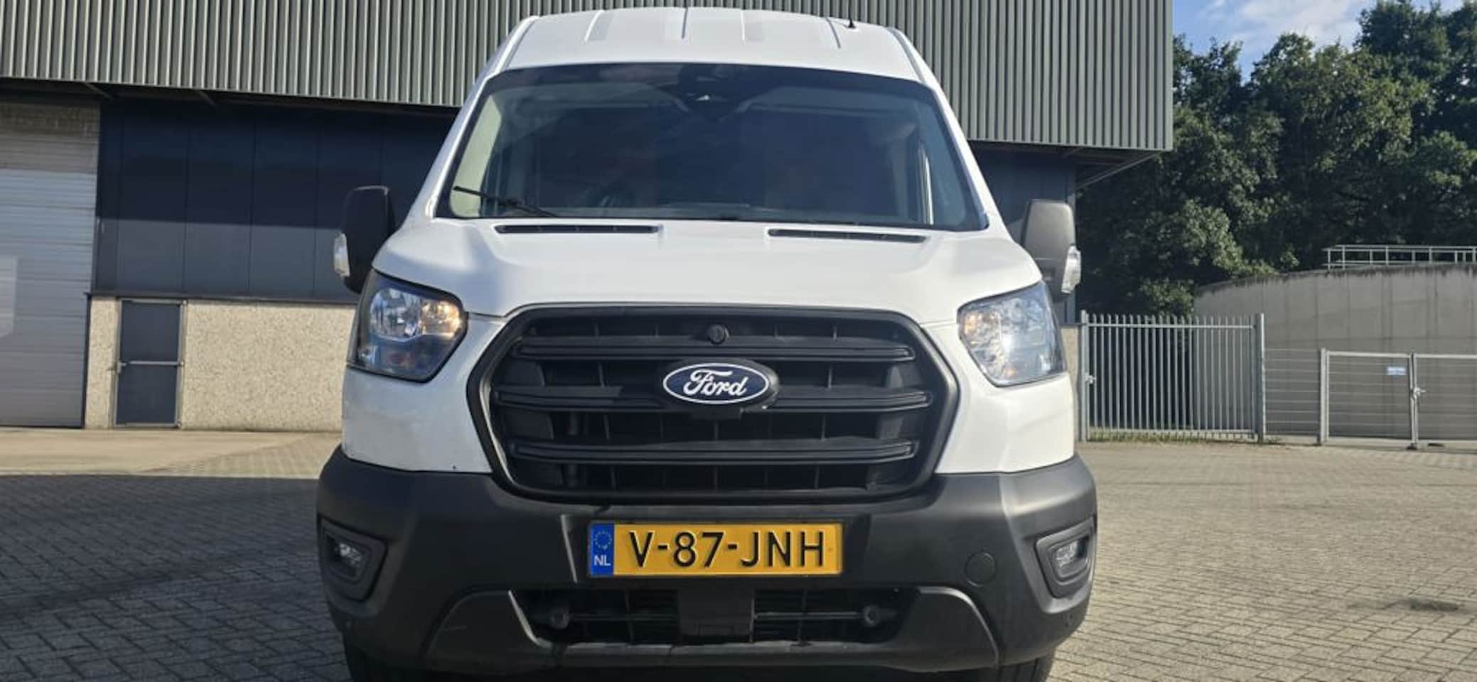 Ford Transit - 350 2.0 TDCI L3H3 Trend RWD 350 2.0 TDCI L3H3 Trend RWD - AutoWereld.nl