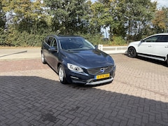 Volvo V60 - 1.6 T3 Momentum STOELVERWARMING PDC NAVI CLIMA