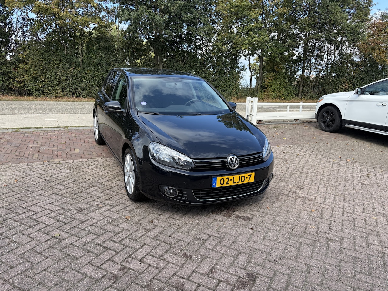 Volkswagen Golf - 1.2 TSI BlueMotion TREKHAAK CRUISE NAVI - AutoWereld.nl