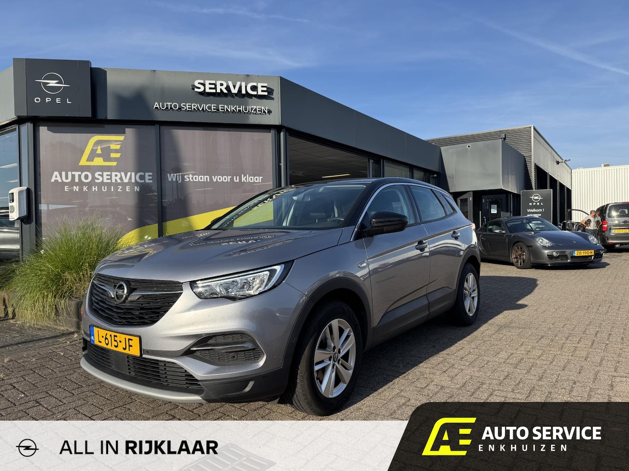 Opel Grandland X - 1.2 Turbo Elegance Geheel rijklaar! Incl. nw distributie-beurt-apk-volle tank | Camera | L - AutoWereld.nl