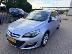 Opel Astra - 1.4 Turbo Berlin