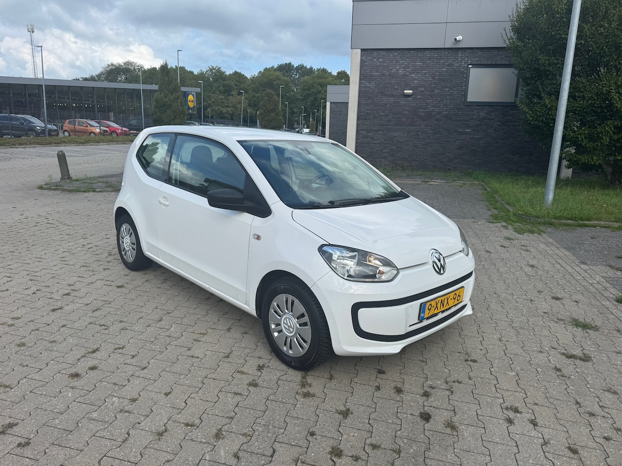 Volkswagen Up! - 1.0 move up! BlueMotion 1.0 move up! BlueMotion - AutoWereld.nl