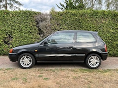 Toyota Starlet - 1.3-16V Sport Sportuitvoering