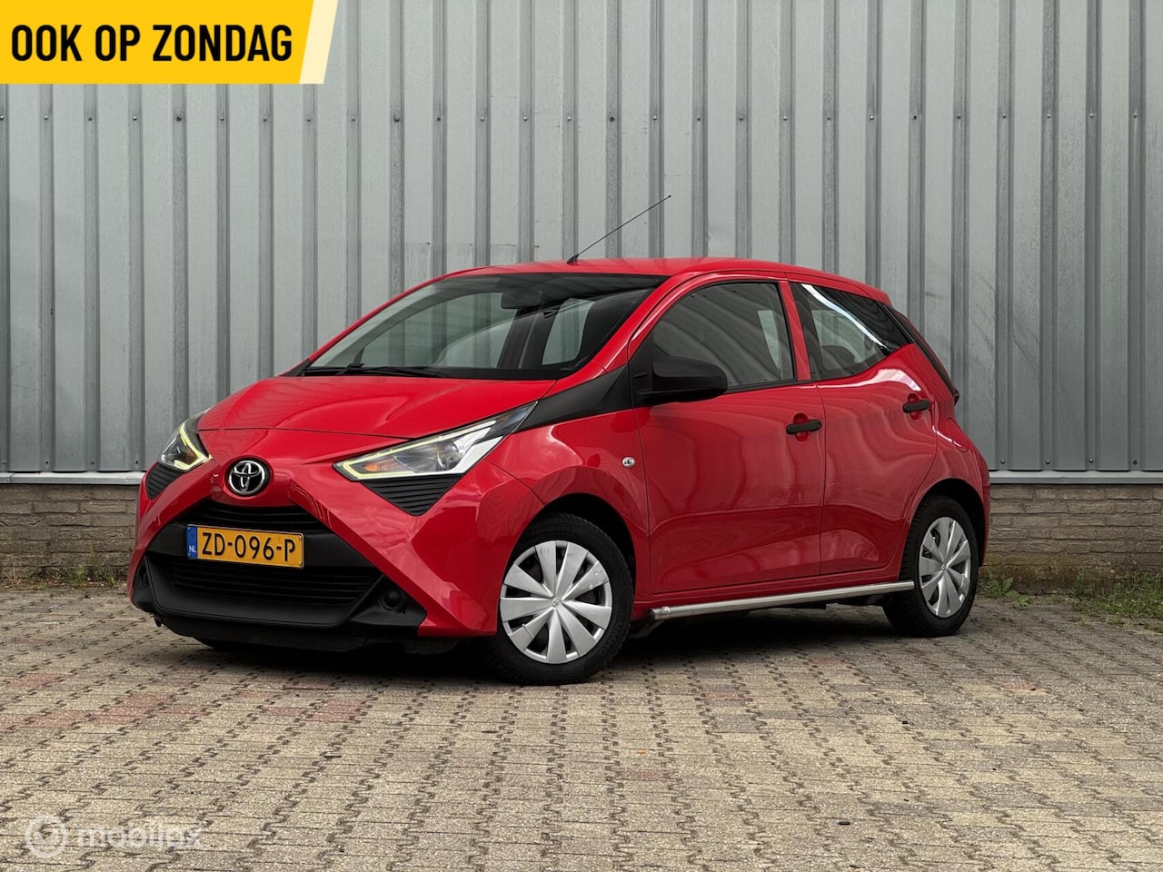 Toyota Aygo - 1.0 VVT-i x-fun | BT | Airco | LED - AutoWereld.nl