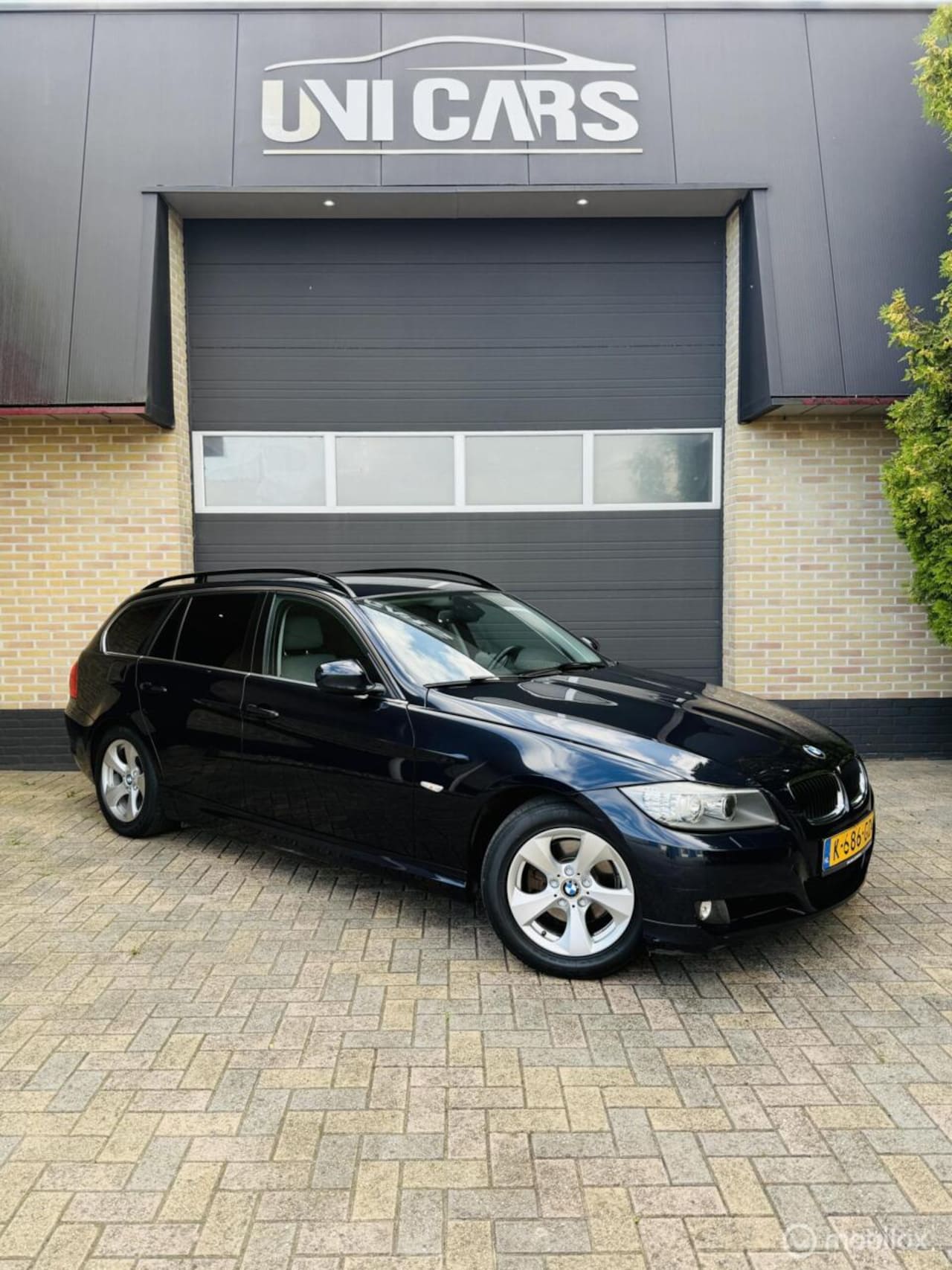 BMW 3-serie Touring - 318i High Executive|Navi|6 Bak|Airco|LM - AutoWereld.nl