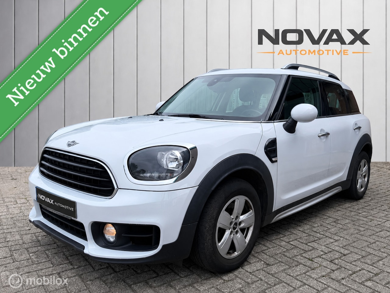 MINI Countryman - Cooper Business Edition 2018 | NAP |Benzine - AutoWereld.nl
