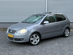 Volkswagen Polo - 1.4 Sportline Panoramadak Xenon Cruise Climate