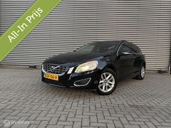 Volvo V60 - 1.6 T4Momentum/182PK/NW APK/1E EIG/AIRC/CRUISE/PDC