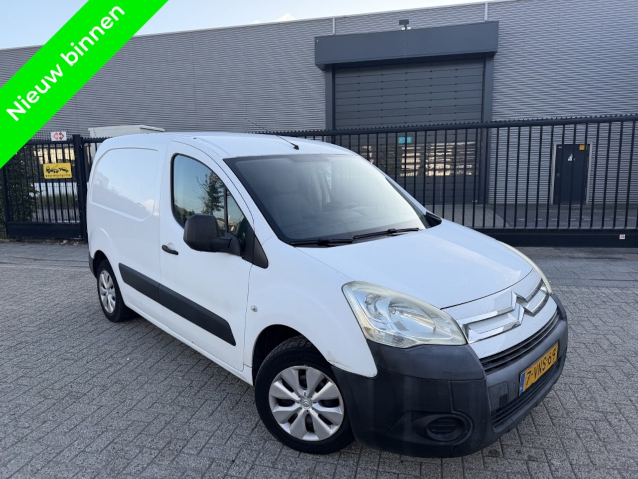 Citroën Berlingo - 1.6 HDIF 500 Radio|Clima - AutoWereld.nl