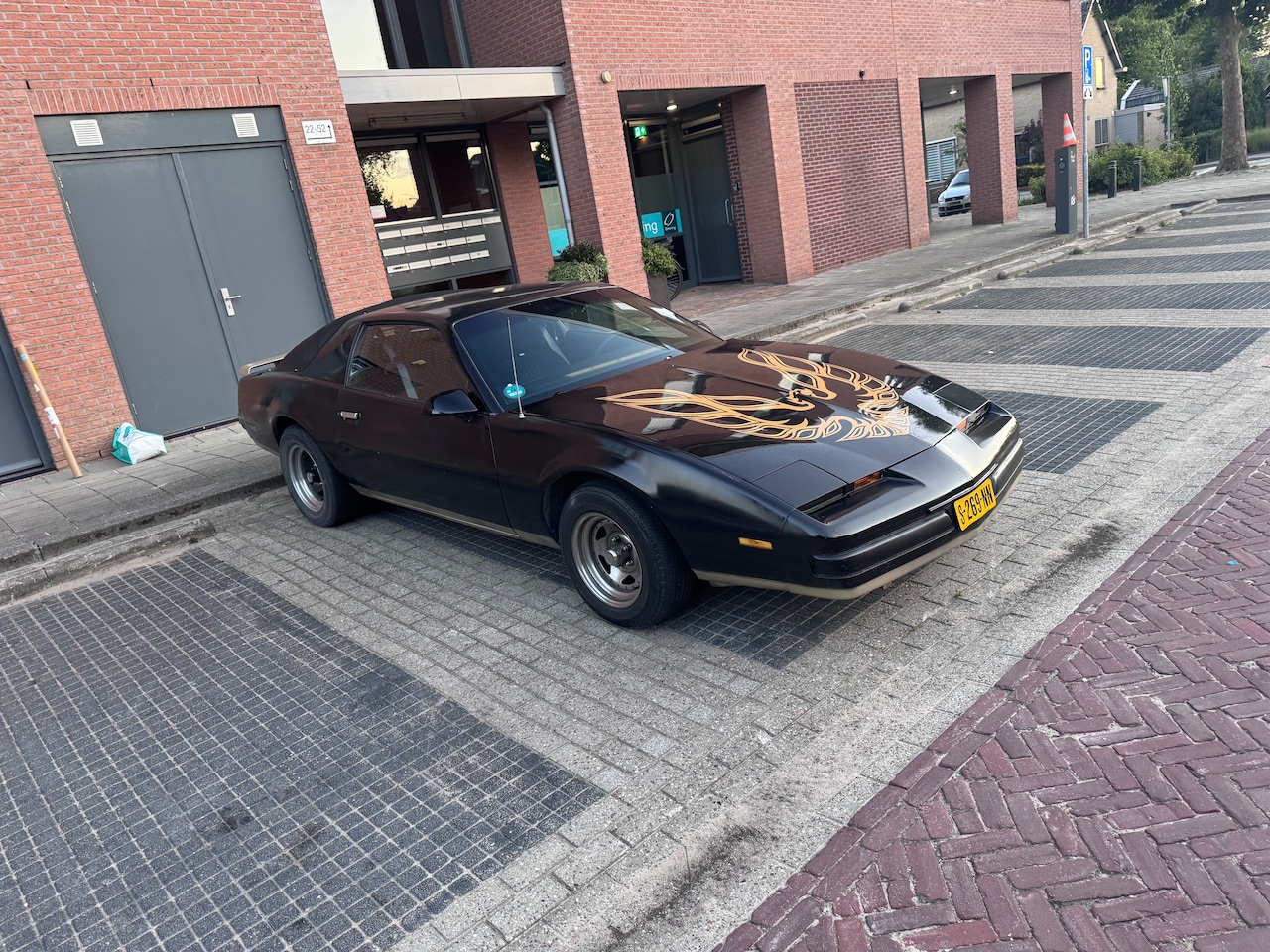 Pontiac Firebird - 2.8 v6 - AutoWereld.nl