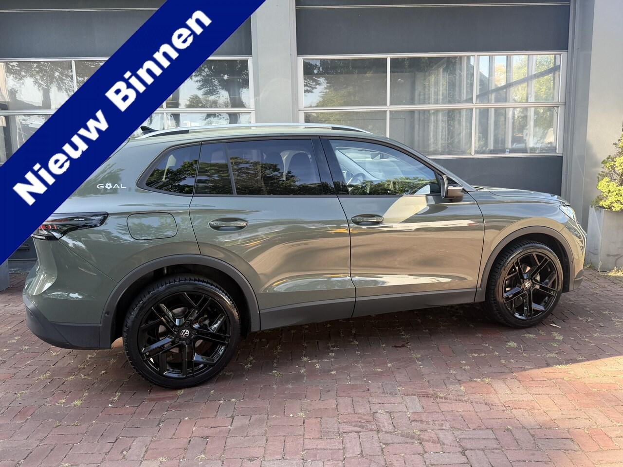 Volkswagen Tiguan - 1.5 eTSI automaat 360 camera trekhaak Edition 150pk 20Inch 2025 km 24.147 - AutoWereld.nl
