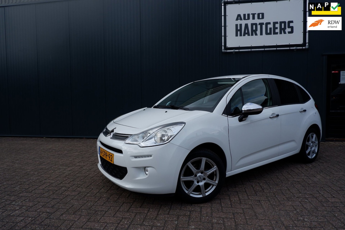 Citroën C3 - 1.2 VTi Collection apk nieuw , trekhaak - AutoWereld.nl