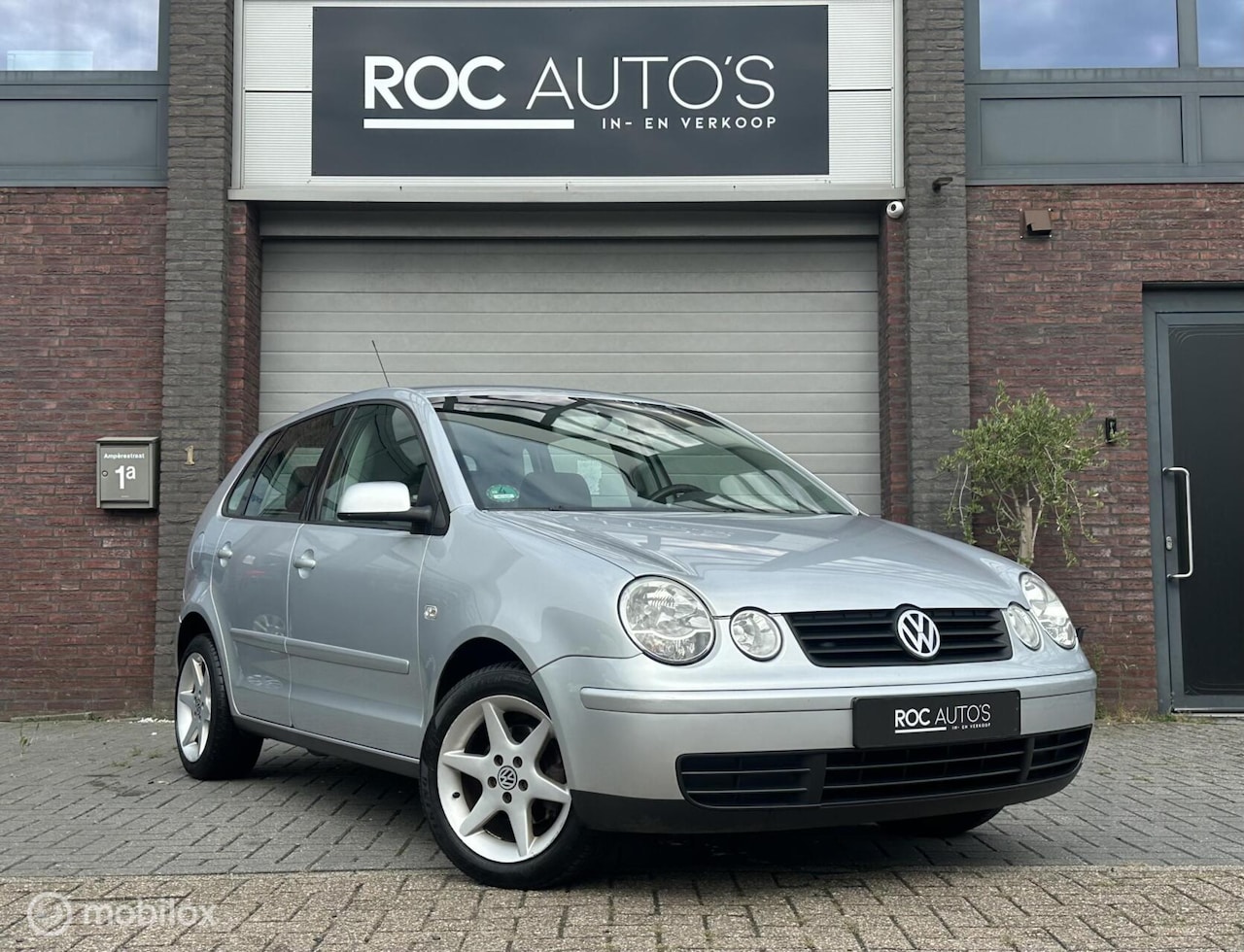 Volkswagen Polo - 1.4-16V | Centraal | Nieuwe Distributie - AutoWereld.nl