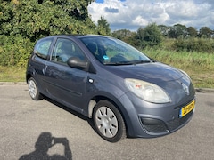Renault Twingo - 1.2 Authentique BJ 2008 APK Gekeurd