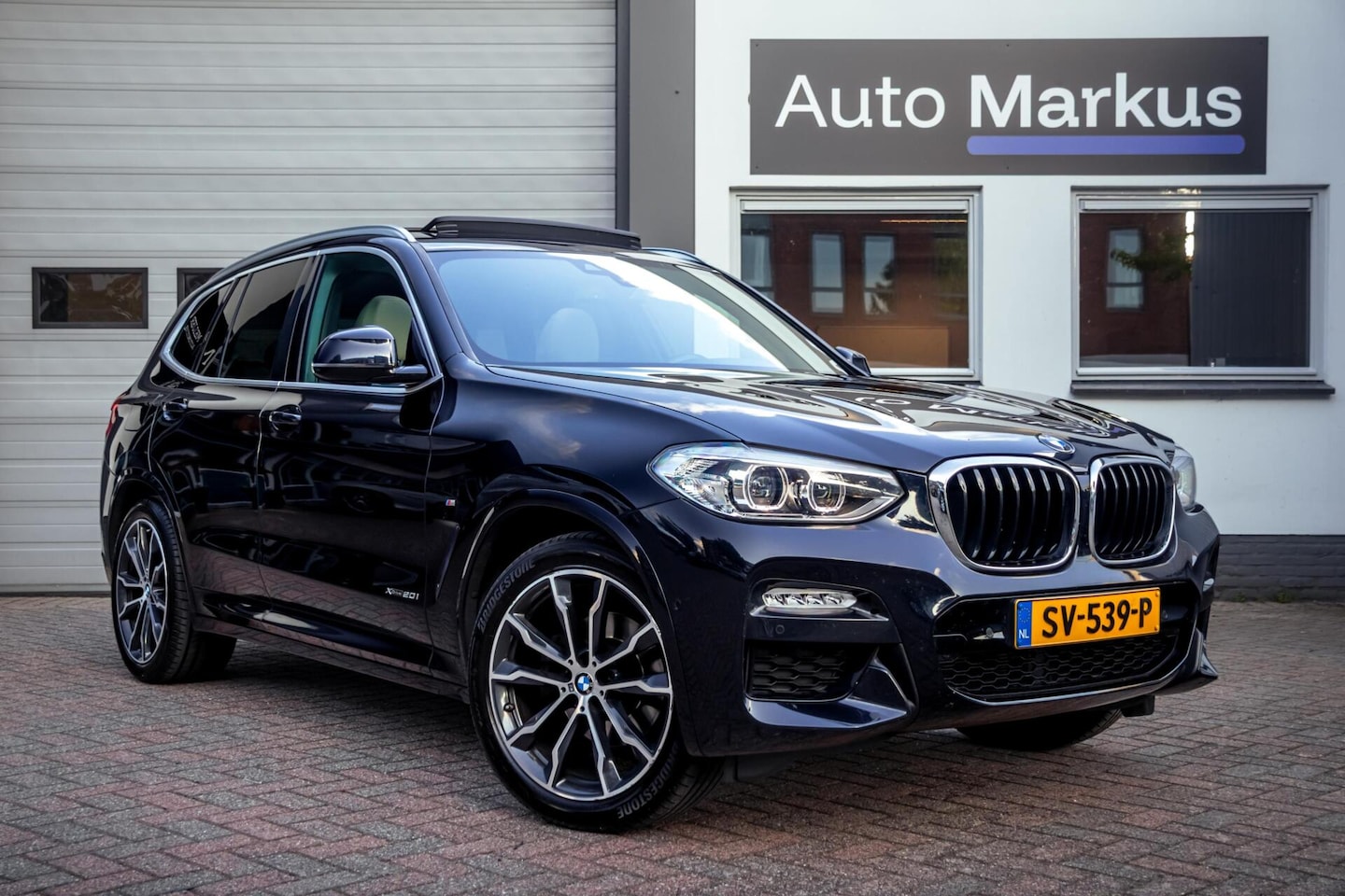 BMW X3 - xDrive20i 3X M-Sport|Pano|Trekhaak|Harman/Kardon|Memory|Leder - AutoWereld.nl