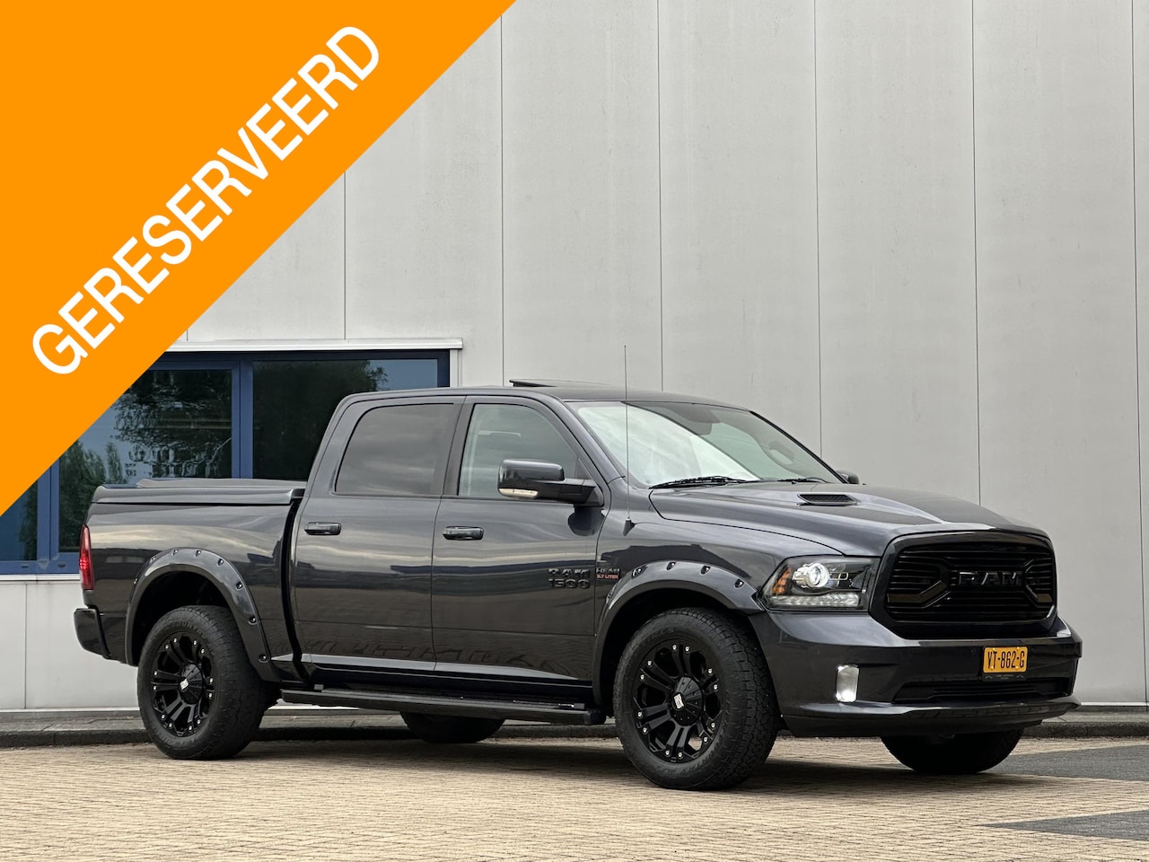 Dodge Ram 1500 - 5.7 V8 Sport l Luchtvering l Widebody l Topconditie l - AutoWereld.nl