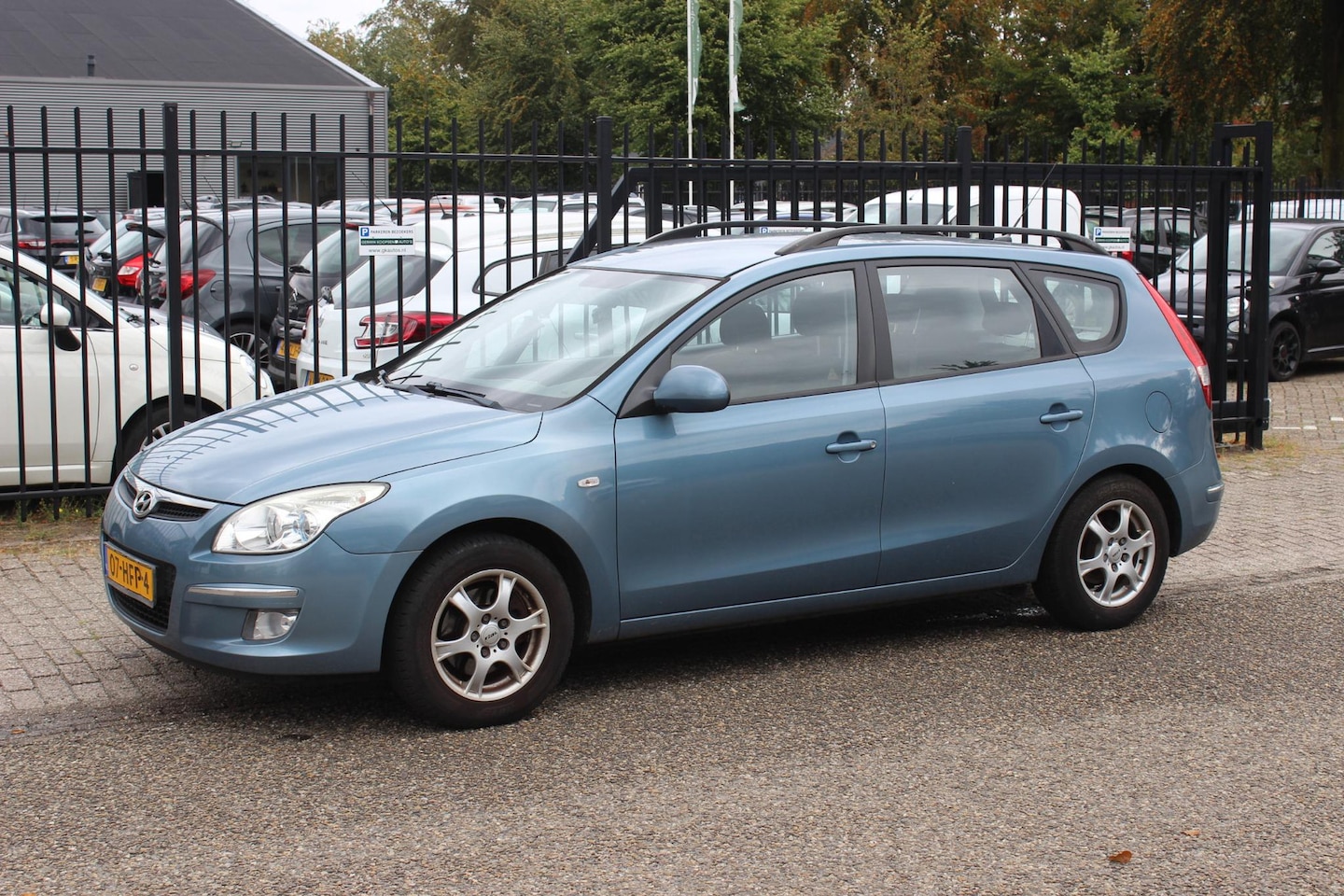 Hyundai i30 CW - 1.6i Dynamic 1.6i Dynamic, Airco, Trekhaak! - AutoWereld.nl