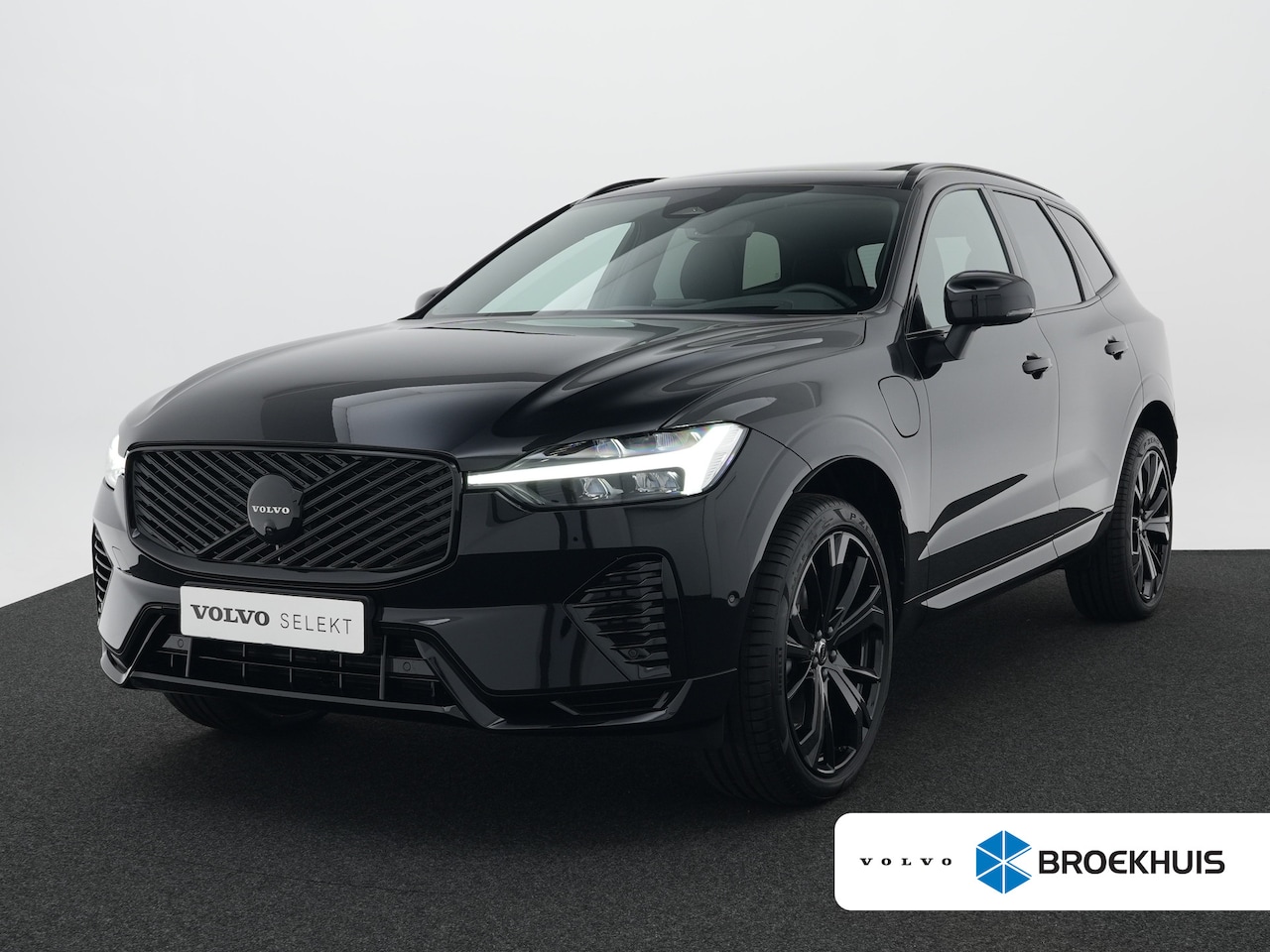 Volvo XC60 - T6 Recharge AWD Plus Black Edition | Facelift | Head-Up | 360° Camera | Harman/Kardon | Sp - AutoWereld.nl