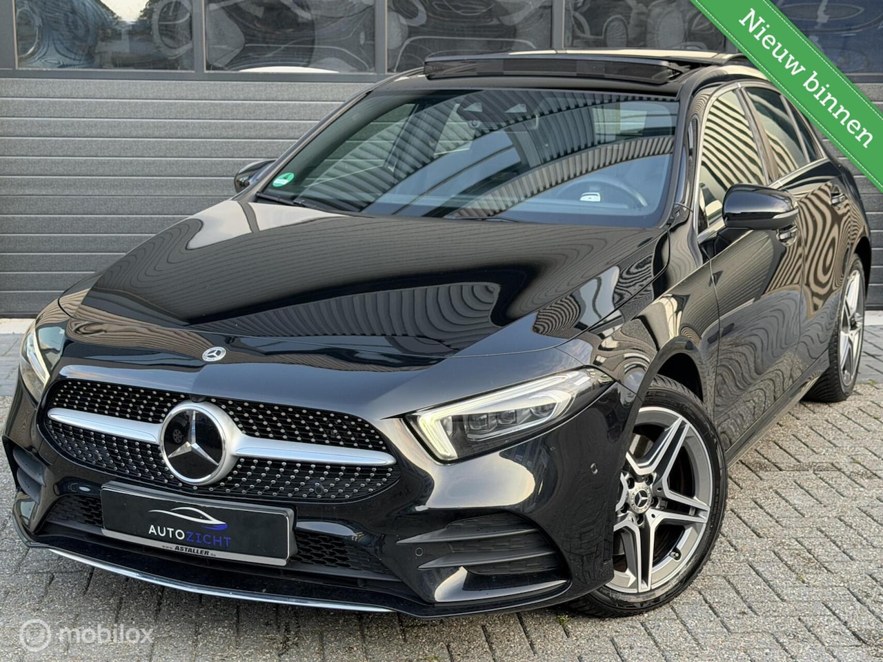 Mercedes-Benz A-klasse - 250 e Premium Plus | AMG | Pano | ACC |360 - AutoWereld.nl