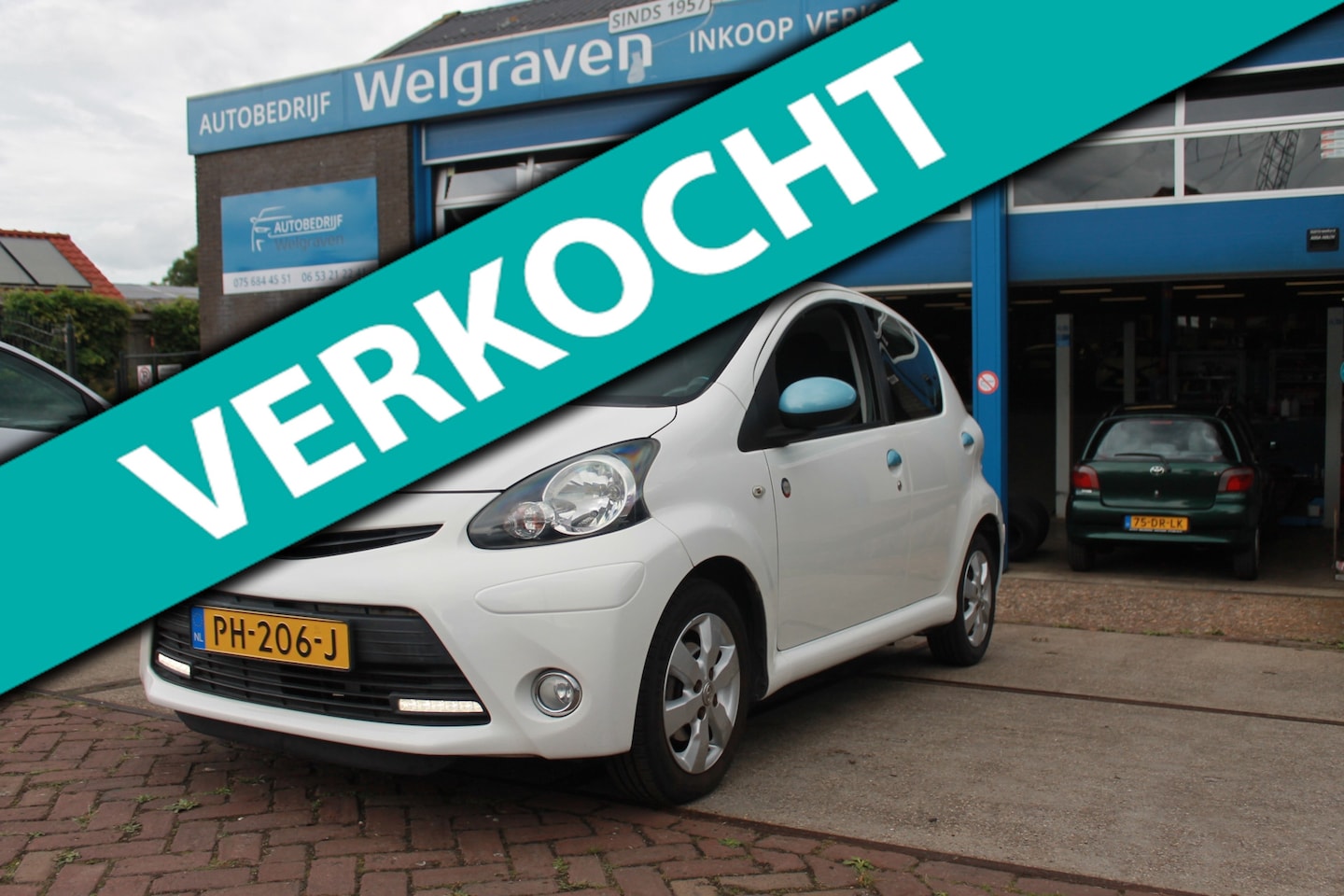 Toyota Aygo - 1.0 VVT-i Dynamic Blue automaat 21 dkm - AutoWereld.nl