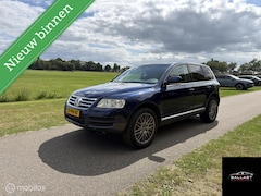 Volkswagen Touareg - 4.2 V8