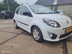 Renault Twingo - 1.2-16V Collection bj 2011 109623 km nap