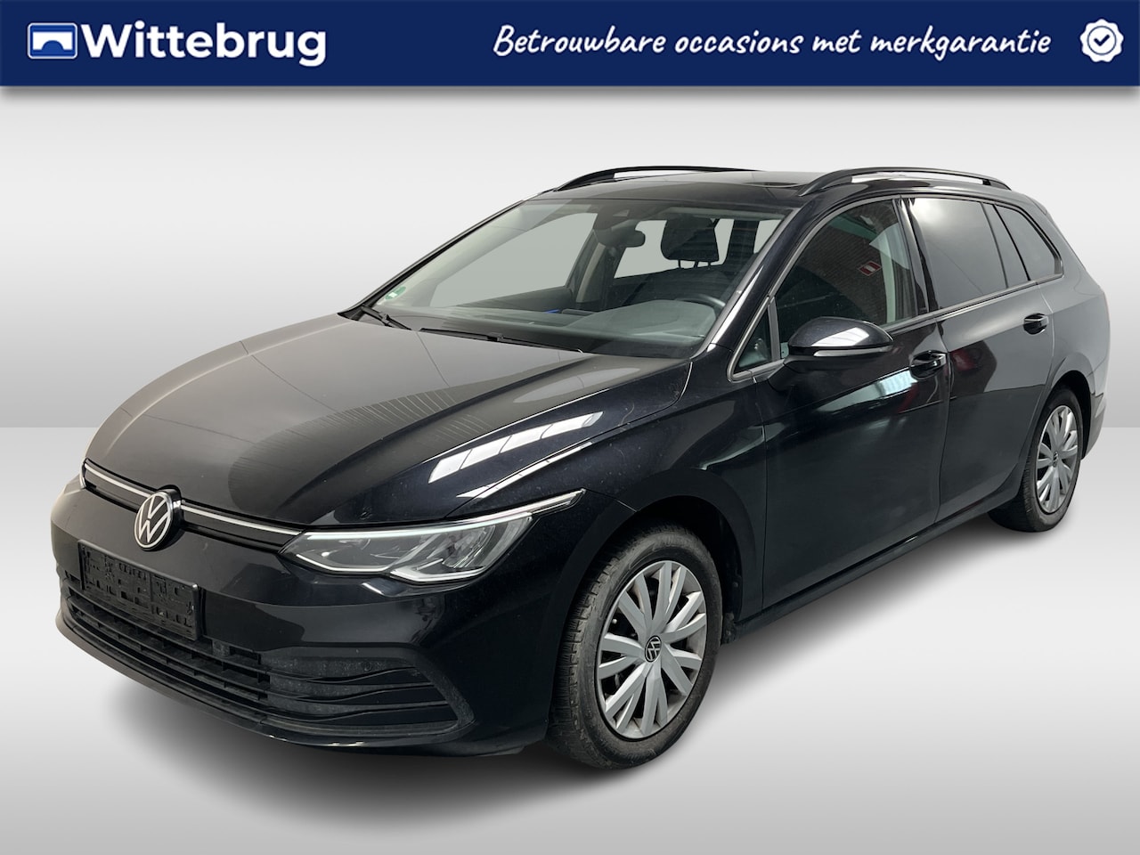 Volkswagen Golf Variant - 1.0 eTSI Life / AUTOMAAT/ PANO/ TREKHAAK/ ACC/ PARK.SENSOREN V+A/ APP-CONNECT/ STUUR+STOEL - AutoWereld.nl