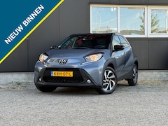 Toyota Aygo X - 1.0VVT-i Aut. Teamplayer/Stoelverw/Cruise contr/Lane ass/Apple carpl/