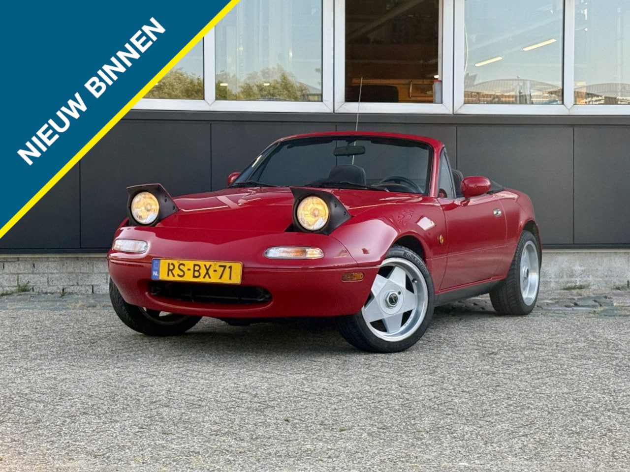 Mazda MX-5 - 1.6i-16V NA/Roestvrij/Stuurbekrachtiging/16''/Softtop/Elek ramen/ - AutoWereld.nl