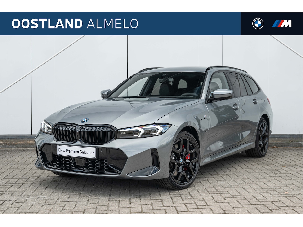 BMW 3-serie Touring - 330e M Sport Automaat / Trekhaak / Sportstoelen / Active Cruise Control / Parking Assistan - AutoWereld.nl