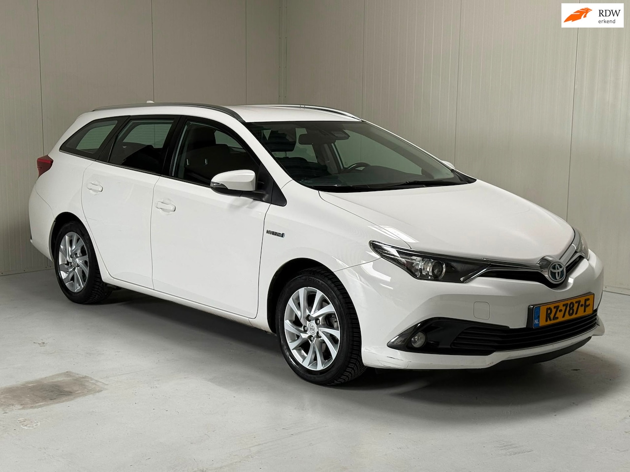 Toyota Auris Touring Sports - 1.8 Hybrid Dynamic 1.8 Hybrid Dynamic - AutoWereld.nl