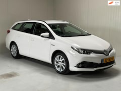 Toyota Auris Touring Sports - 1.8 Hybrid Dynamic