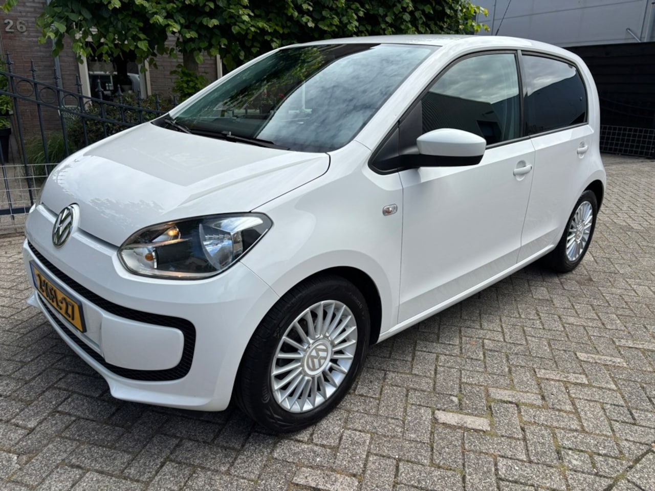 Volkswagen Up! - 1.0 move up! BlueMotion Airco 5-drs - AutoWereld.nl