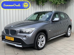 BMW X1 - SDrive20i Business|Navigatie|Climate Control|