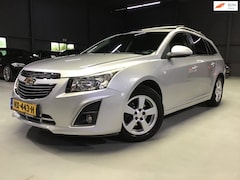 Chevrolet Cruze Station Wagon - 1.4T LTZ I 104xxx KM I Trekhaak I Navi I Clima I Cruise I Camera I Park.sens I New Kln Brt