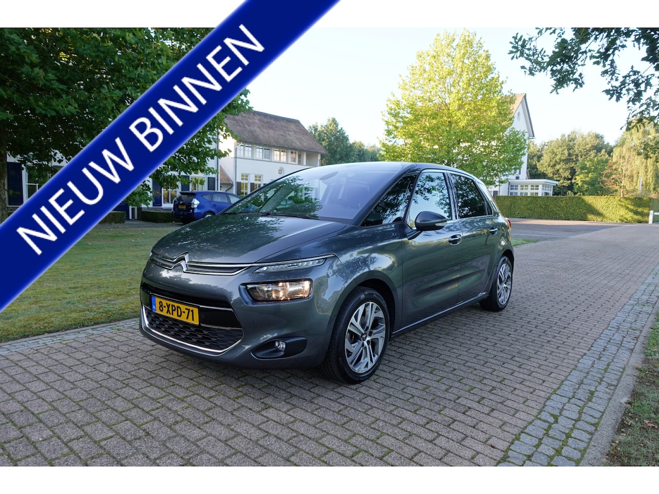 Citroën C4 Picasso - 1.6 e-THP Intensive | Trekhaak | Camera | DAB | NAP | - AutoWereld.nl